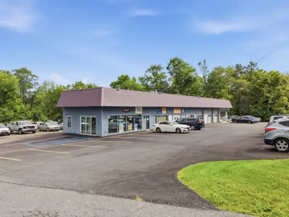 Prime Four-Bay Service Garage & Investment Opportunity