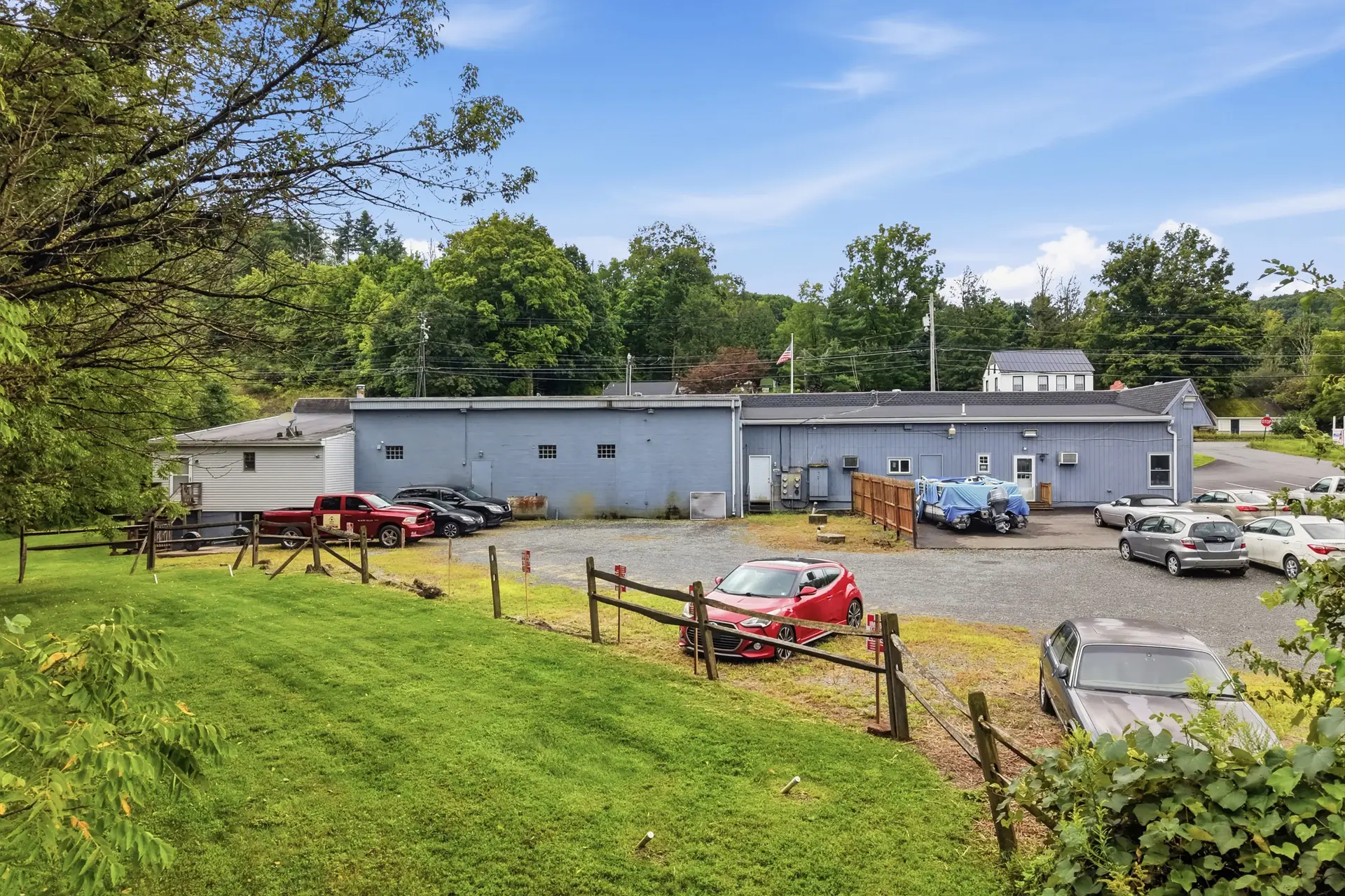 dji_20260828103909_0983_d Prime Four-Bay Service Garage & Investment Opportunity