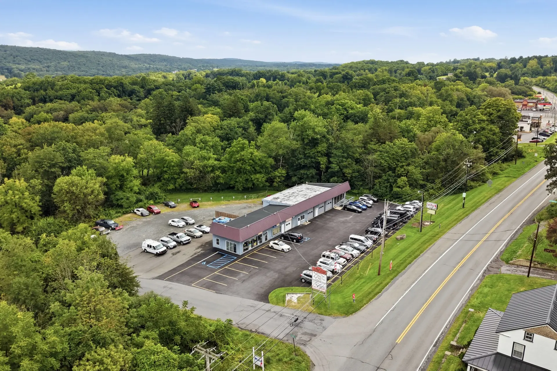 dji_20260828104037_0992_d Prime Four-Bay Service Garage & Investment Opportunity
